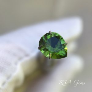 Chrome Tourmaline, Colored Gemstone