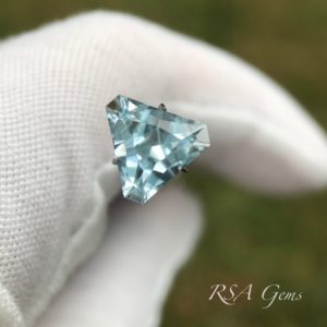 Triangle Aquamarine