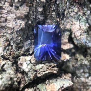 Tanzanite, colored gemstones